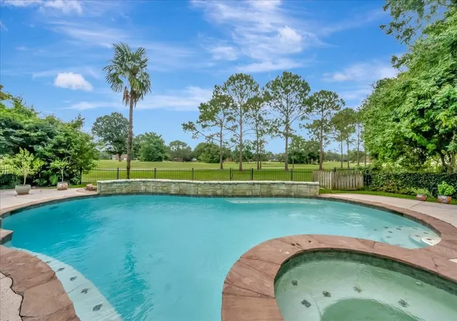 Homes for sale in League City, TX | 2116 Firestone Ct, League City, TX 77573 | MLS# 88187543
