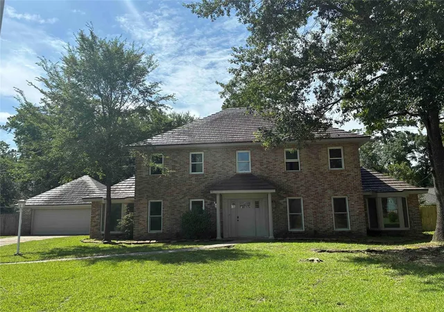Photo 2 of Single family home for sale at 17402 Anvil Ct, Houston, TX 77090 | MLS# 75417412 | Listing updated on 2026-08-13