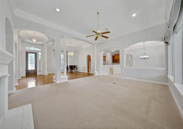4th image of 8918 Summerdale Ln, Conroe, TX 77302 | MLS# 71943579