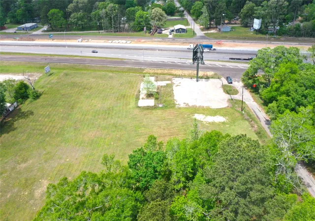 1st image of 301 Birch St, Cleveland, TX 77327 | MLS# 40512628