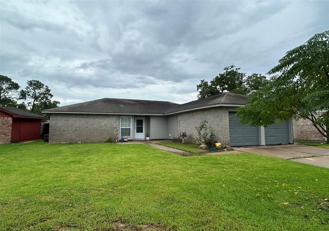 Homes for sale in Webster, TX | 17311 Heritage Bay Dr, Webster, TX 77598 | MLS# 42796730