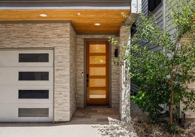 2nd image of 1305 E 27th St #A, Houston, TX 77009 | MLS# 20226465