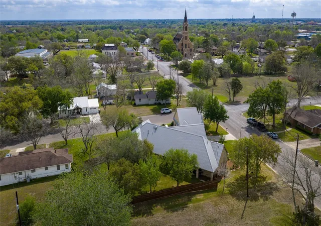 Homes for sale in Weimar, TX | 202 W North St, Weimar, TX 78962 | MLS# 53921676