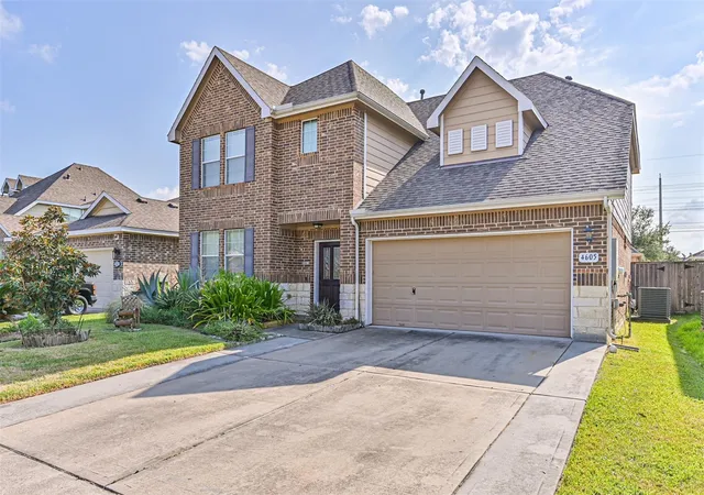Photo 1 of Single family home for sale at 4605 Meadow Way Dr, Deer Park, TX 77536 | MLS# 3199228 | Listing updated on 2026-09-28