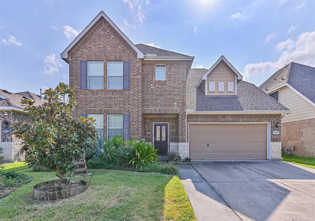 Photo 2 of Single family home for sale at 4605 Meadow Way Dr, Deer Park, TX 77536 | MLS# 3199228 | Listing updated on 2026-09-28