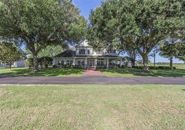 Photo 3 of Sale Pending at 4903 Bowser Rd, Fulshear, TX 77441 | MLS# 13204428 | Listing updated on 2026-08-16