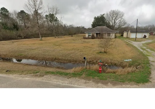 Photo 4 of Land for sale at 7010 Iowa Ln, Manvel, TX 77578 | MLS# 20284299 | Listing updated on 2026-02-11