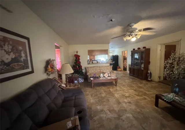 Photo 4 of Single family home for sale at 115 Saint John Rd, Schulenburg, TX 78956 | MLS# 64222446 | Listing updated on 2026-10-02