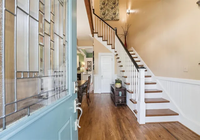 Photo 2 of Single family home for sale at 2523 Ave M, Galveston, TX 77550 | MLS# 88938533 | Listing updated on 2026-09-20
