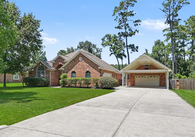 Photo 2 of Sale Pending at 7110 Nickaburr Crk Dr, Magnolia, TX 77354 | MLS# 39427532 | Listing updated on 2026-08-21