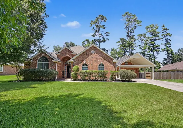 Photo 3 of Sale Pending at 7110 Nickaburr Crk Dr, Magnolia, TX 77354 | MLS# 39427532 | Listing updated on 2026-08-21