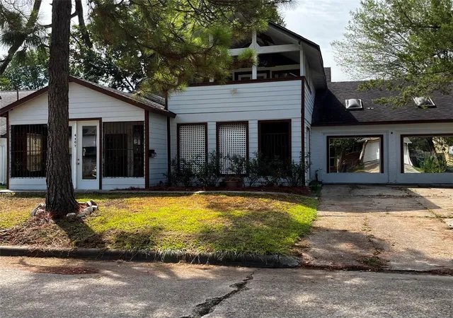 1st image of 4307 Tidewater Dr, Houston, TX 77045 | MLS# 51839598