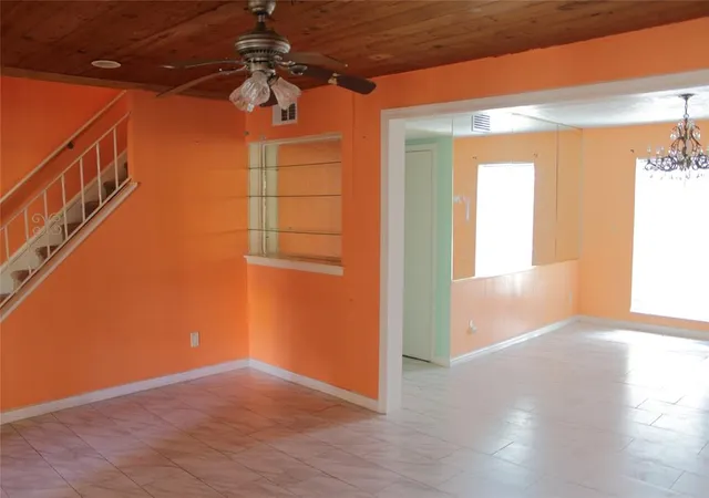 3rd image of 4307 Tidewater Dr, Houston, TX 77045 | MLS# 51839598