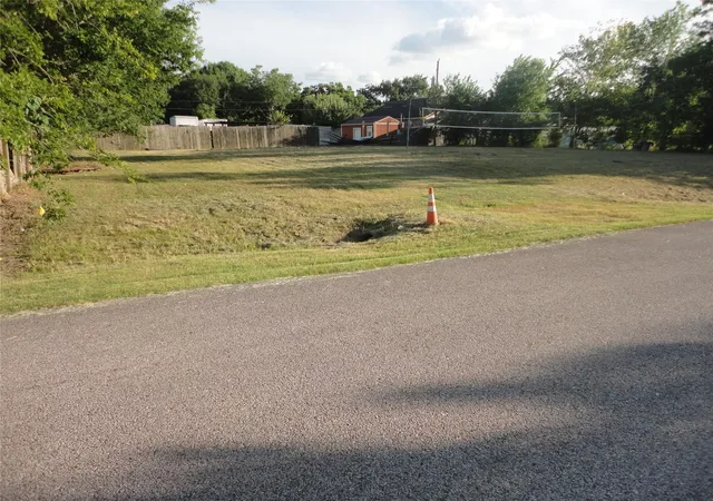 Photo 3 of Land for sale at 6521 Whitton Dr, Houston, TX 77085 | MLS# 7277832 | Listing updated on 2026-07-10