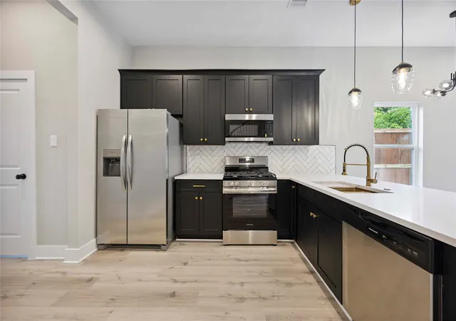 Photo 3 of Multi family home for sale at 8816 Scott St #A/B, Houston, TX 77051 | MLS# 91757490 | Listing updated on 2026-08-13