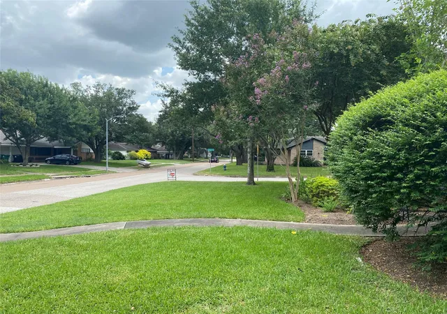 4th image of 9614 Greenwillow St, Houston, TX 77096 | MLS# 63959033