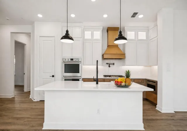 Photo 4 of Single family home for sale at 15611 Red Panda Rd, Conroe, TX 77302 | MLS# 6827270 | Listing updated on 2026-09-02