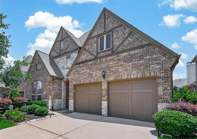 Photo 1 of Single family home for sale at 2029 Arrowood Glen Dr, Houston, TX 77077 | MLS# 8391915 | Listing updated on 2026-07-24