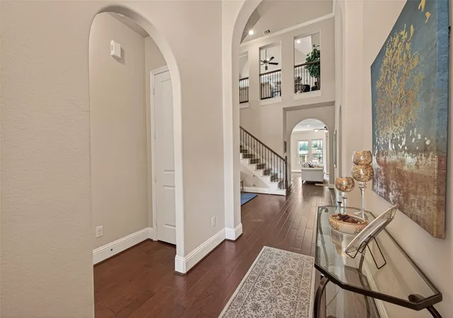 Photo 3 of Single family home for sale at 2029 Arrowood Glen Dr, Houston, TX 77077 | MLS# 8391915 | Listing updated on 2026-07-24