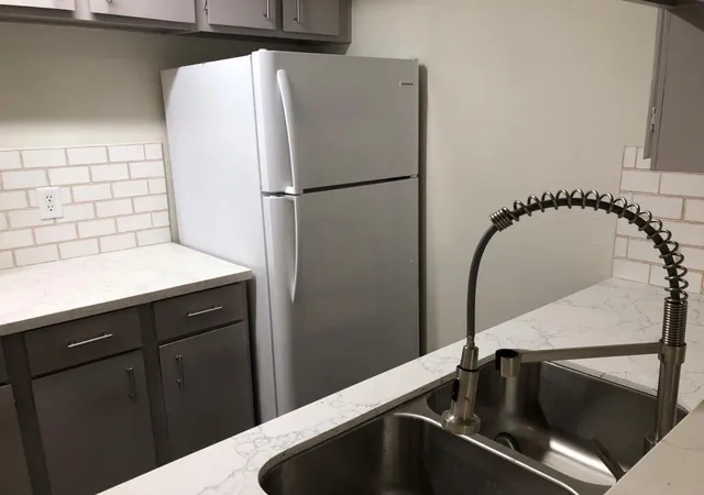 5th image of 2100 S Wilcrest Dr S, Houston, TX 77042