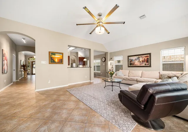 Homes for sale in Kemah, TX | 321 Holly Branch Ln, Kemah, TX 77565 | MLS# 53217412