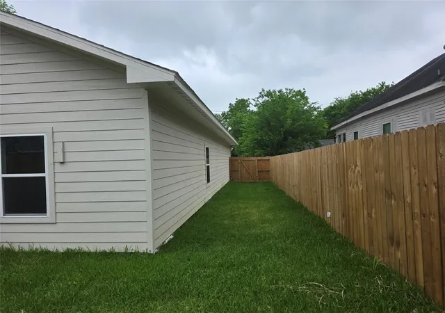 9th image of 3318 Bremond St, Houston, TX 77004 | MLS# 45281245