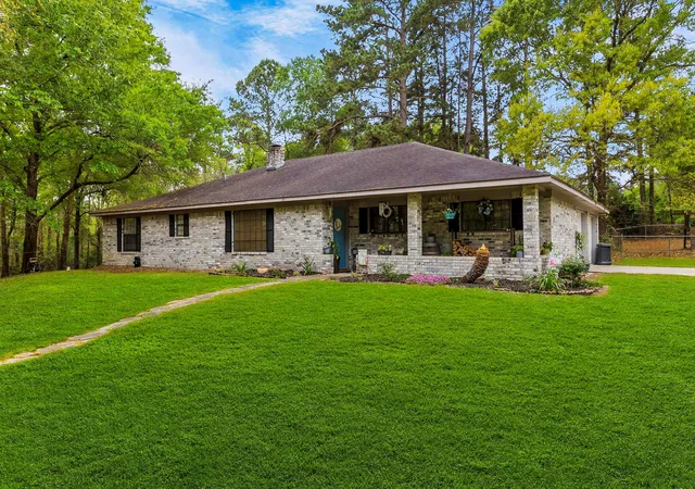 1st image of 231 Hinson Hl, Livingston, TX 77351 | MLS# 26177006