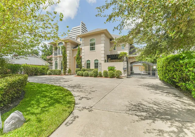 2nd image of 2502 Chimney Rock Rd, Houston, TX 77056 | MLS# 48152403