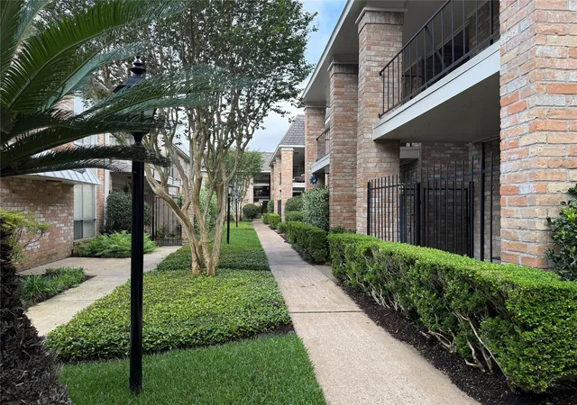 Photo 1 of Condo for sale at 2224 S Piney Point Rd #223, Houston, TX 77063 | MLS# 2716791 | Listing updated on 2026-07-09