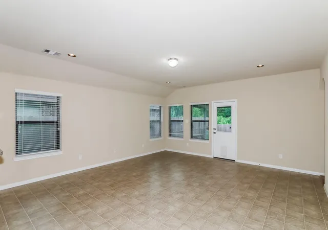 Photo 3 of Single family home for sale at 429 De Coster Blvd, Alvin, TX 77511 | MLS# 58419418 | Listing updated on 2026-08-27