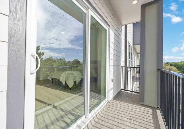 4th image of 3431 Dennis St, Houston, TX 77004 | MLS# 30410546