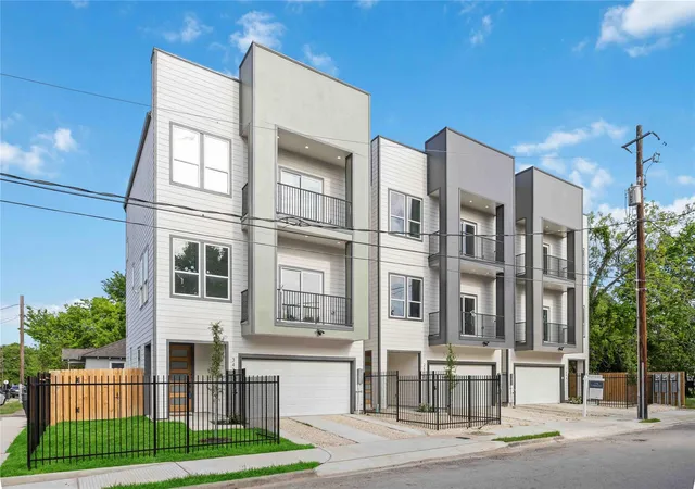 5th image of 3431 Dennis St, Houston, TX 77004 | MLS# 30410546