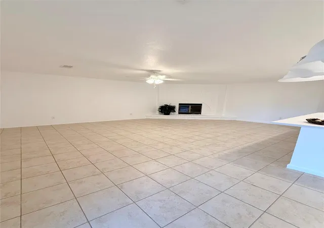 Photo 4 of Sale Pending at 24307 Beef Cyn Dr, Hockley, TX 77447 | MLS# 15927637 | Listing updated on 2026-09-21