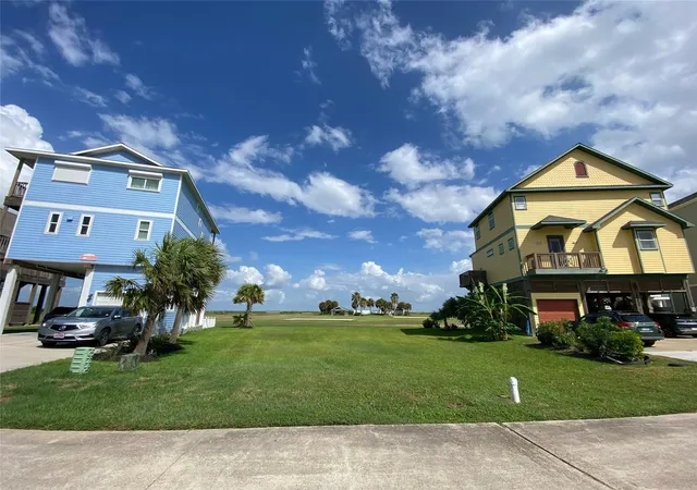 Photo 3 of Land for sale at 25214 Sausalito Dr, Galveston, TX 77554 | MLS# 31953677 | Listing updated on 2026-08-27