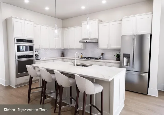 Photo 2 of Single family home for sale at 960 Boykin Way, Montgomery, TX 77316 | MLS# 82621363 | Listing updated on 2026-09-07