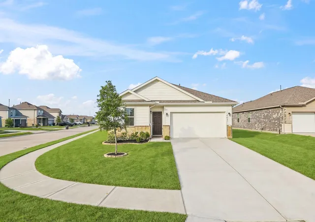 1st image of 603 Walnut Branch Dr, Baytown, TX 77523 | MLS# 5065615