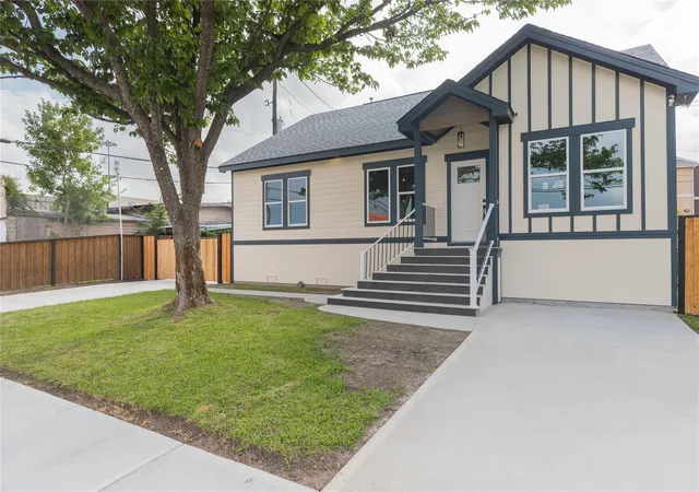 1st image of 818 Westshire Dr, Houston, TX 77013 | MLS# 72459067