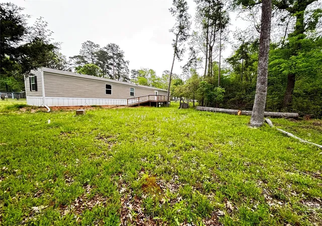 10th image of 300 Cherokee Ln, Onalaska, TX 77360 | MLS# 87104446