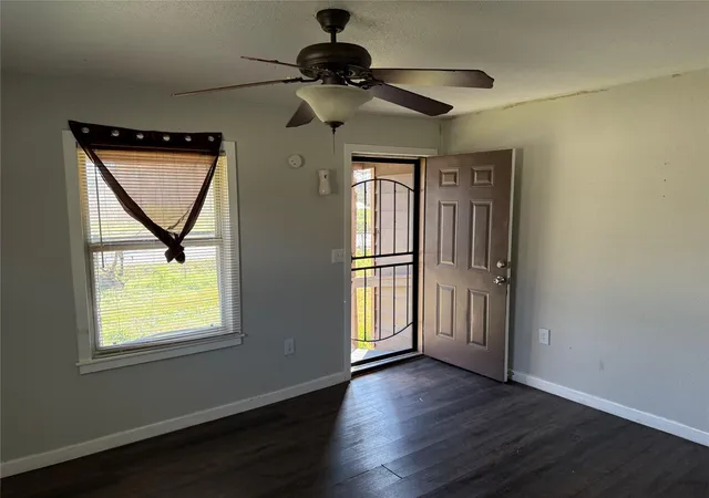 Homes for sale in Houston, TX | 8125 Shotwell St, Houston, TX 77016 | MLS# 67383416