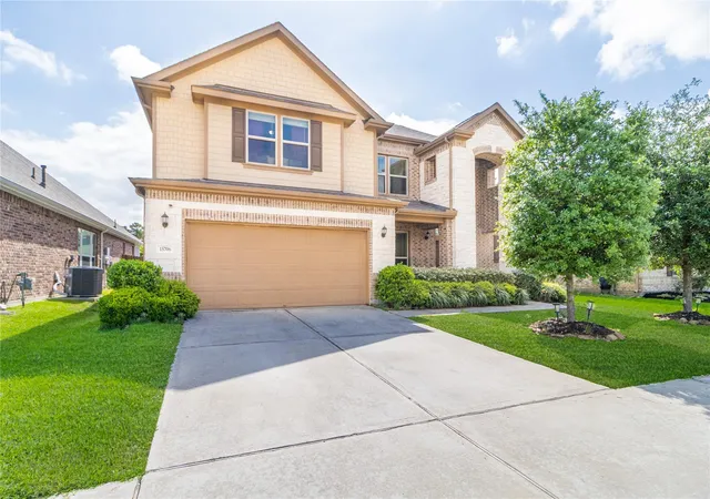 2nd image of 15706 Easton Gate Ln, Houston, TX 77044 | MLS# 10768860