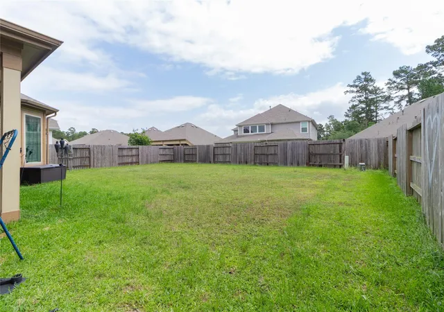 37th image of 15706 Easton Gate Ln, Houston, TX 77044 | MLS# 10768860