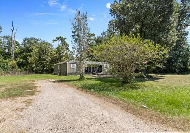 4th image of 15017 Twin Lake Dr, Conroe, TX 77306 | MLS# 62384958