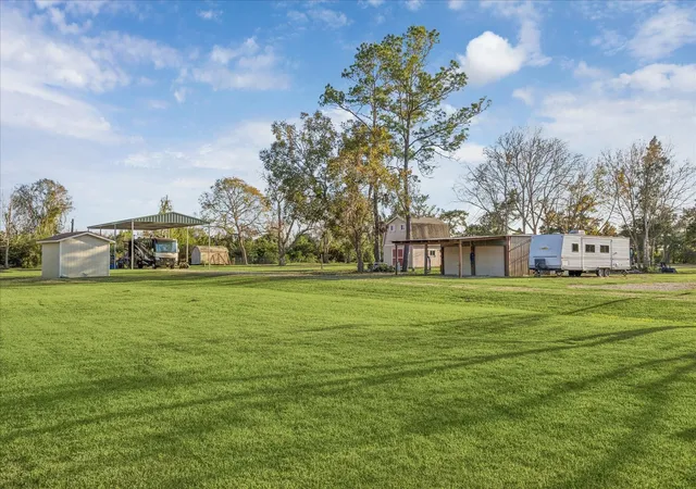 4th image of 5930 County Road 164, Alvin, TX 77511 | MLS# 23782933