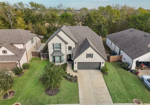 2nd image of 4918 Bent Tree Dr, Fulshear, TX 77441 | MLS# 86174163