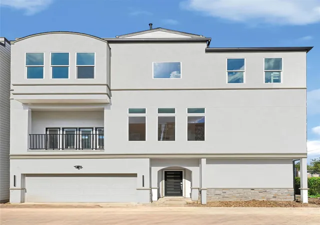 2nd image of 5617 Val Verde St #B, Houston, TX 77057 | MLS# 37976871