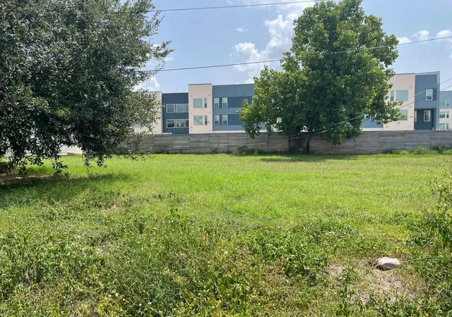 Photo 3 of Land for sale at 2003 Nagle St, Houston, TX 77004 | MLS# 65420437 | Listing updated on 2026-08-29