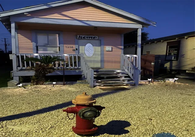 Photo 1 of Single family home for sale at 1214 42nd St, Galveston, TX 77550 | MLS# 23445416 | Listing updated on 2026-08-29