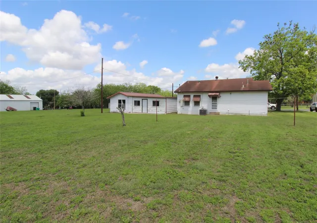 Homes for sale in Schulenburg, TX | 908 Paulus St, Schulenburg, TX 78956 | MLS# 92847931