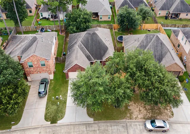 Photo 2 of Single family home for sale at 964 Wannan Ln, Conroe, TX 77301 | MLS# 25303230 | Listing updated on 2026-09-19