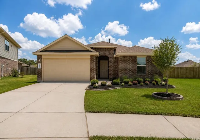 1st image of 9903 Little Walnut Ln, Tomball, TX 77375 | MLS# 44230653
